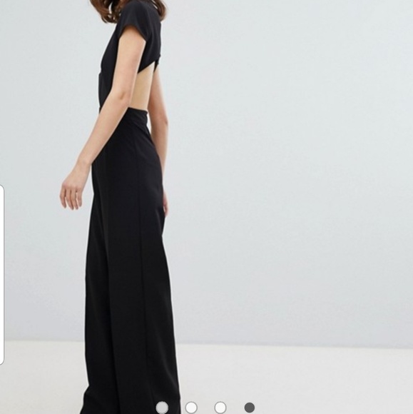 ASOS Tall plunge neck wide leg jumpsuit - Picture 2 of 6